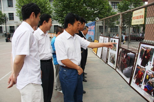 我校舉辦西藏今昔及‘3.14’事件真相展