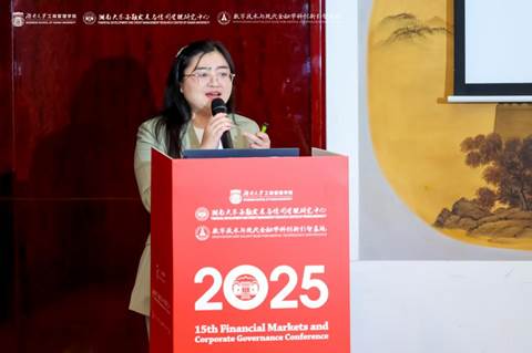 28975843cc5eeb4b2071abfe602bfcc