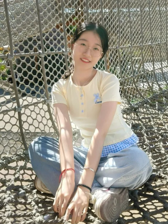 三年沉淀終成光！看她如何以總分第一叩開保研之門