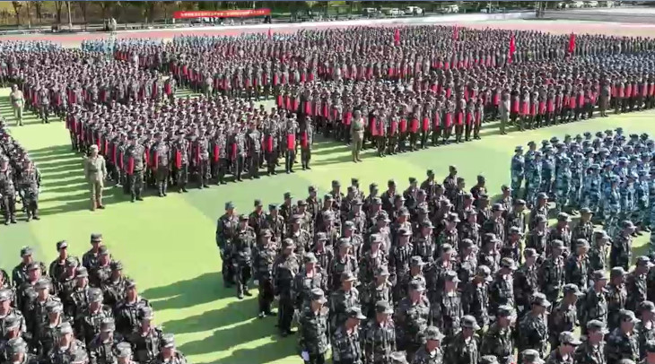 學校隆重舉行2024級學生軍訓總結表彰大會