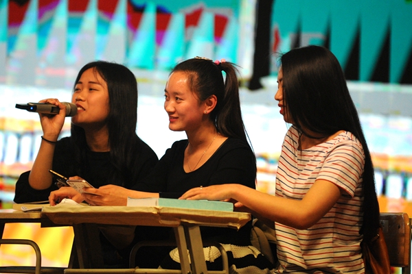 “心隨劇動 夢想花開”第五屆校園心理劇大賽隆重開演