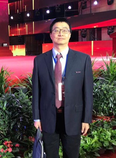 【2022師德標(biāo)兵候選人風(fēng)采】 材料學(xué)院：石玗