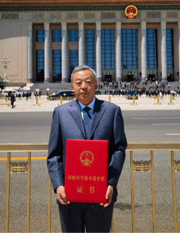 丁雨田：春風化雨四十載 深耕“教”“研”示范田