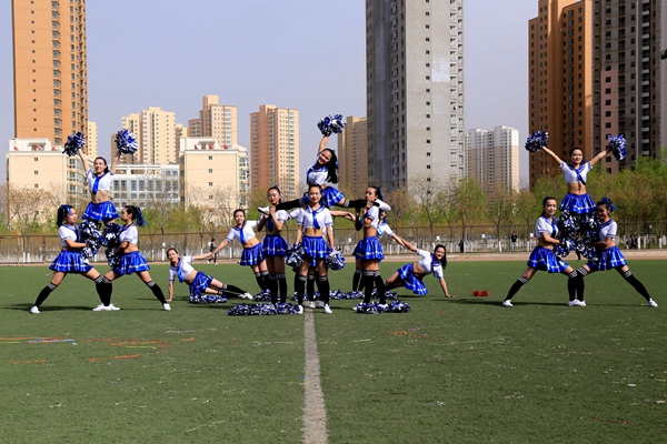 舞動工大四月天