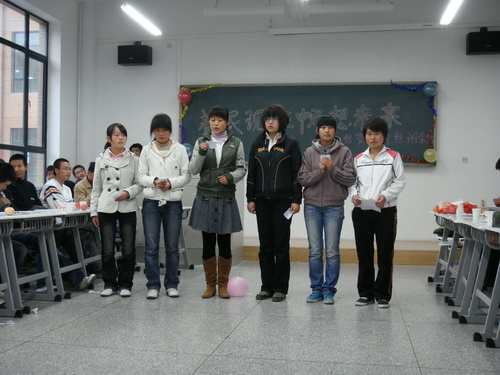 經學管院舉辦“入學誓詞與我的大學生活規劃”主題班會活動